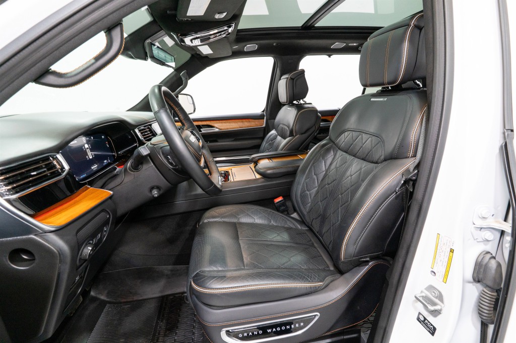 2024 Jeep Grand Cherokee Image 18
