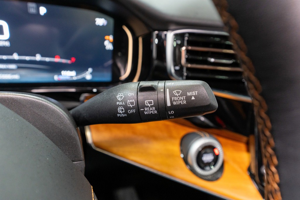 2024 Jeep Grand Cherokee Image 33