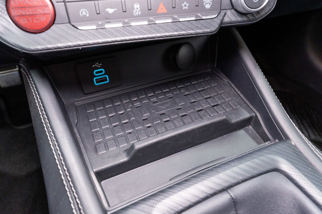 2024 Ford Mustang Image 25