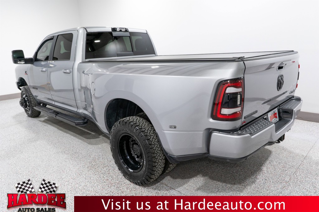 2024 RAM 3500 Image 3