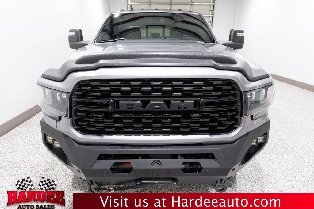 2024 RAM 3500 Image 7