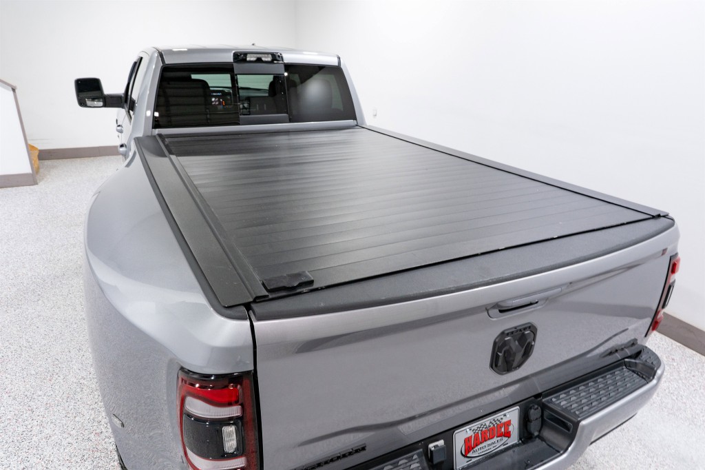 2024 RAM 3500 Image 12
