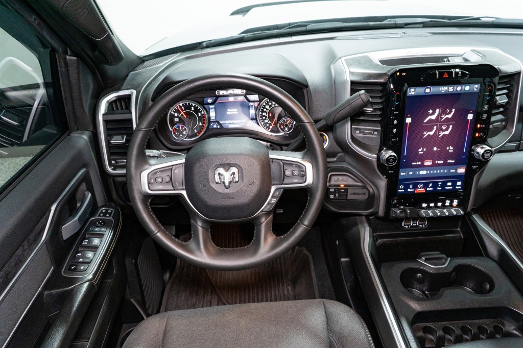 2024 RAM 3500 Image 15