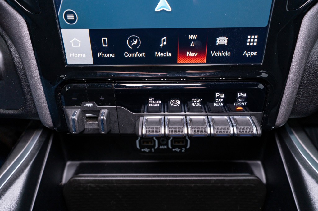 2024 RAM 3500 Image 25