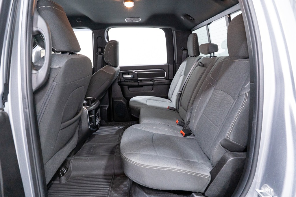2024 RAM 3500 Image 34