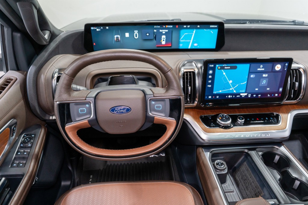 2025 Ford Expedition Image 12