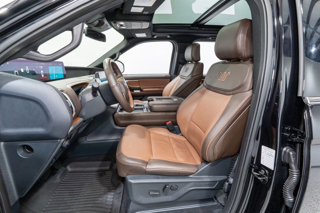 2025 Ford Expedition Image 16
