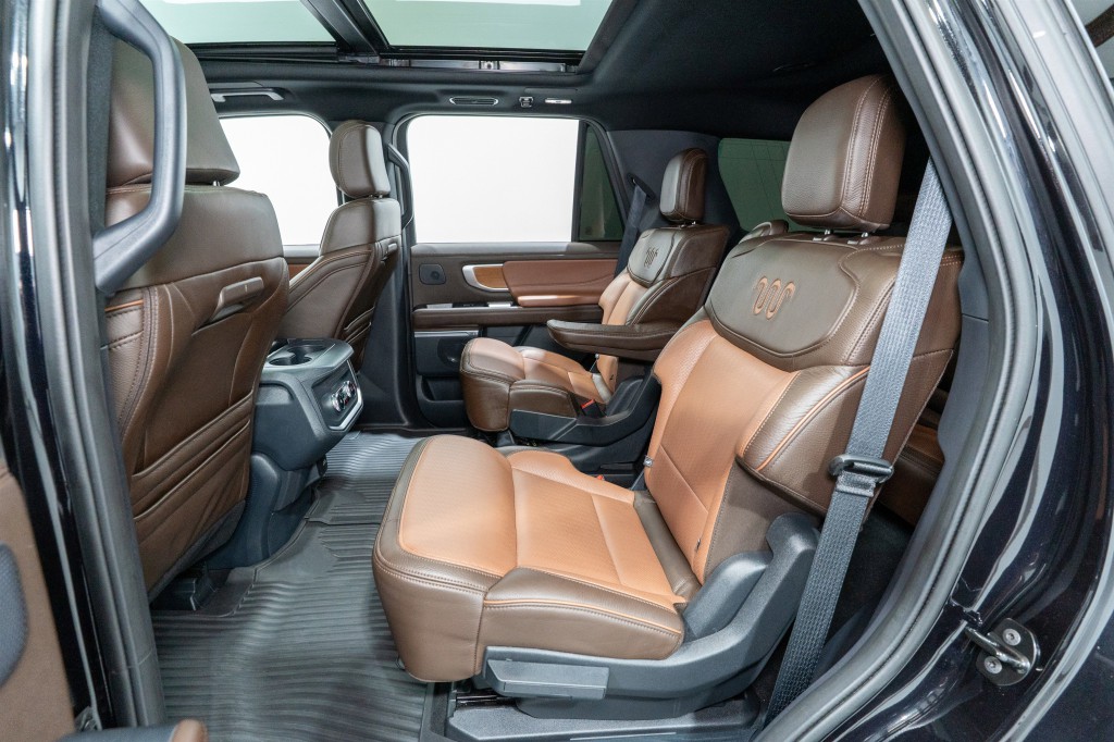 2025 Ford Expedition Image 33