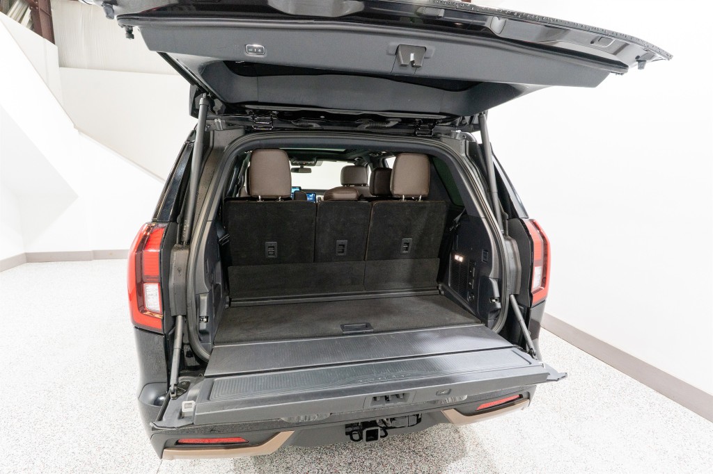 2025 Ford Expedition Image 35