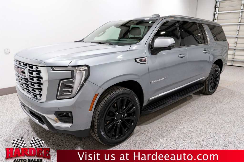 2025 GMC Yukon Image 2