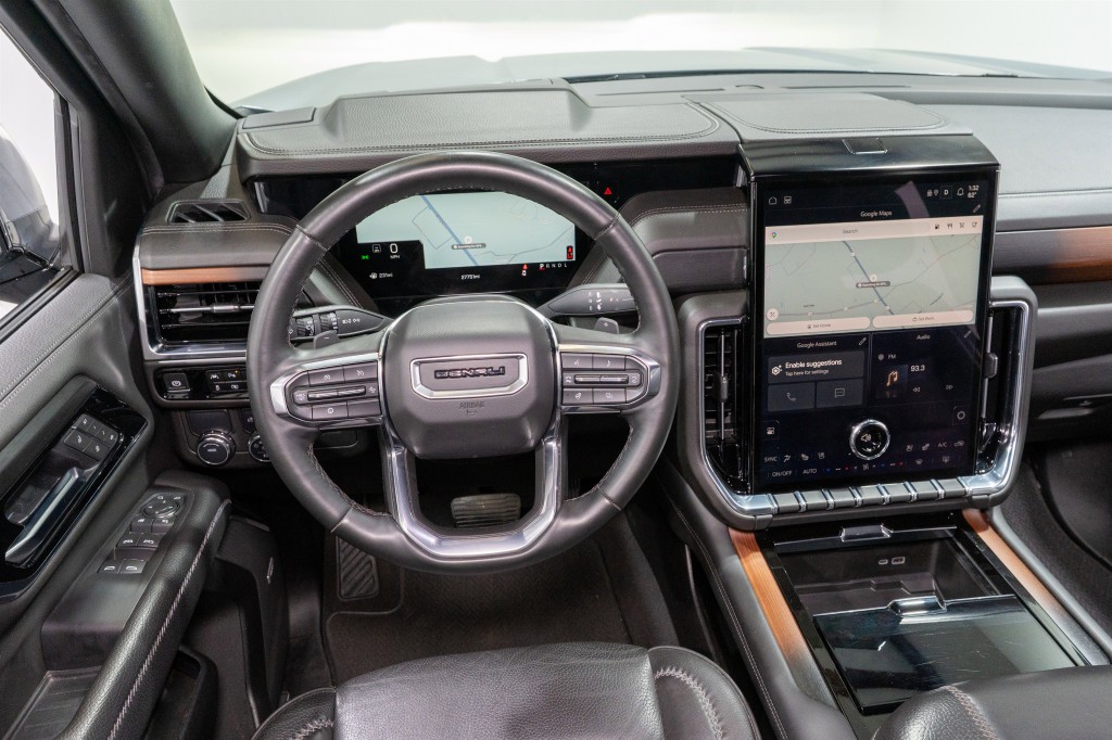 2025 GMC Yukon Image 11