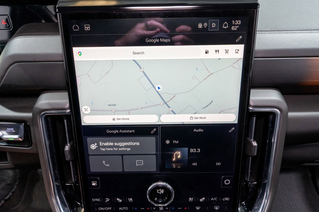 2025 GMC Yukon Image 17