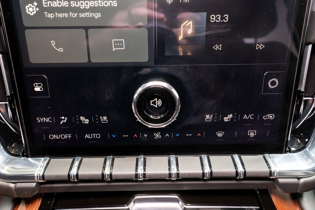 2025 GMC Yukon Image 21