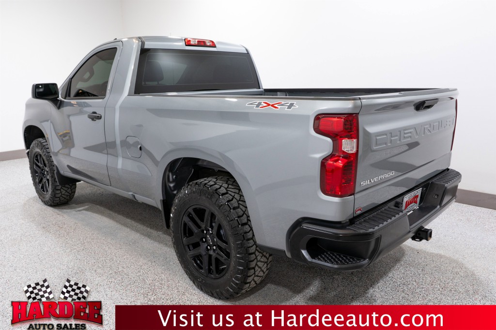 2025 Chevrolet Silverado 1500 Image 3