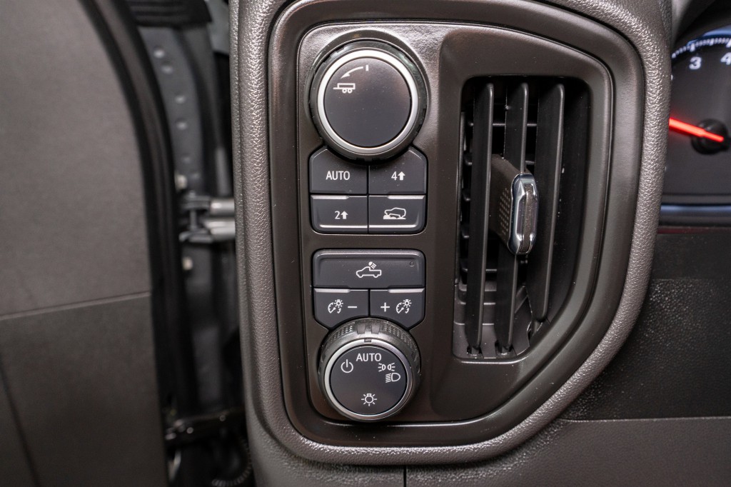 2025 Chevrolet Silverado 1500 Image 27