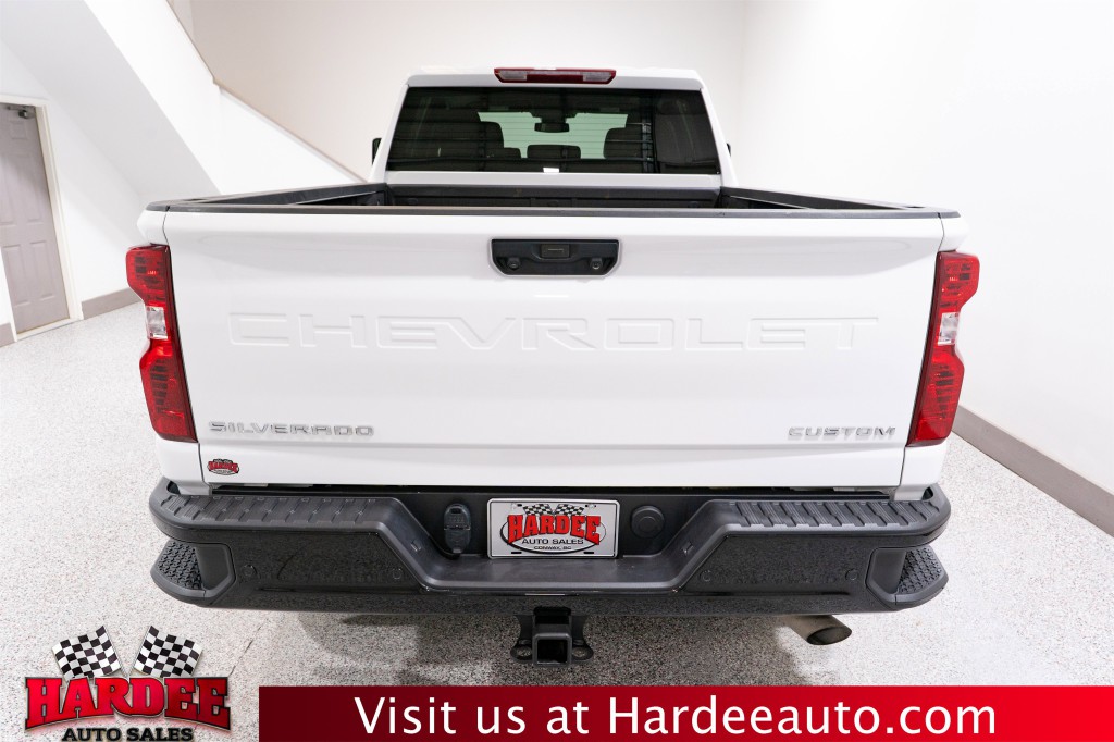 2025 Chevrolet Silverado 1500 Image 4