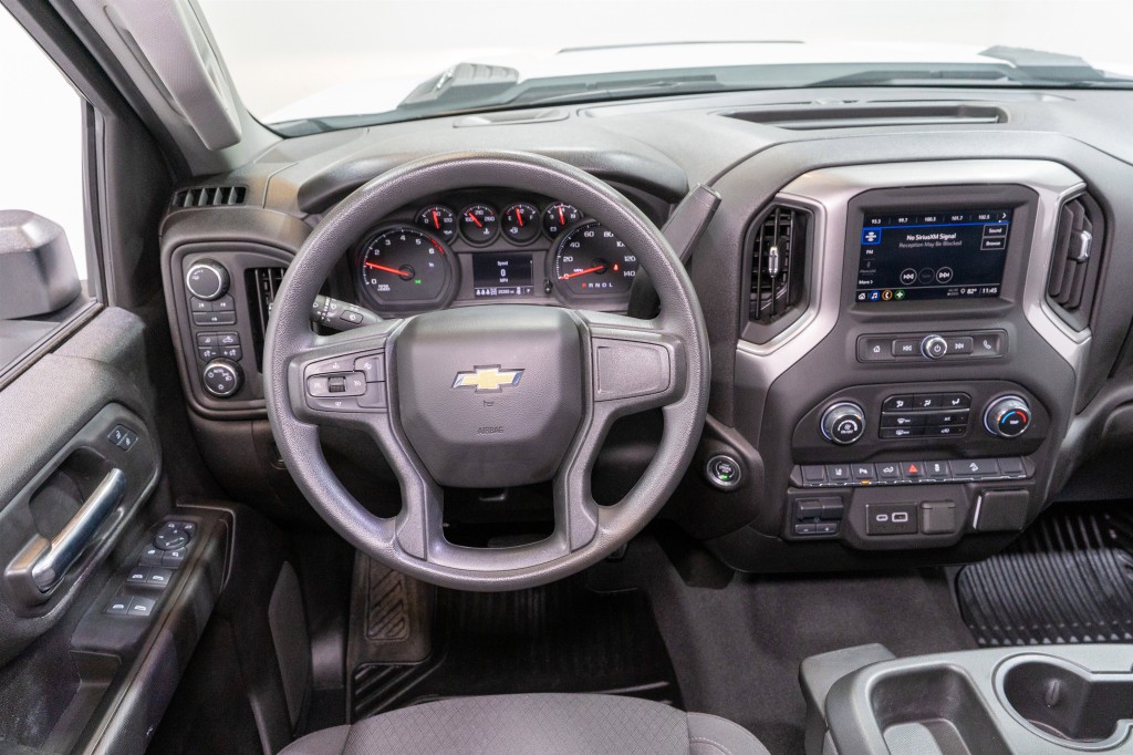 2025 Chevrolet Silverado 1500 Image 12