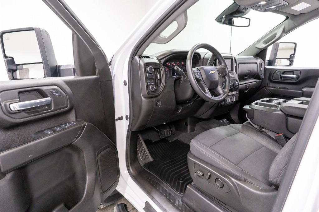 2025 Chevrolet Silverado 1500 Image 13
