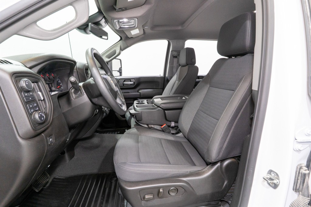 2025 Chevrolet Silverado 1500 Image 16