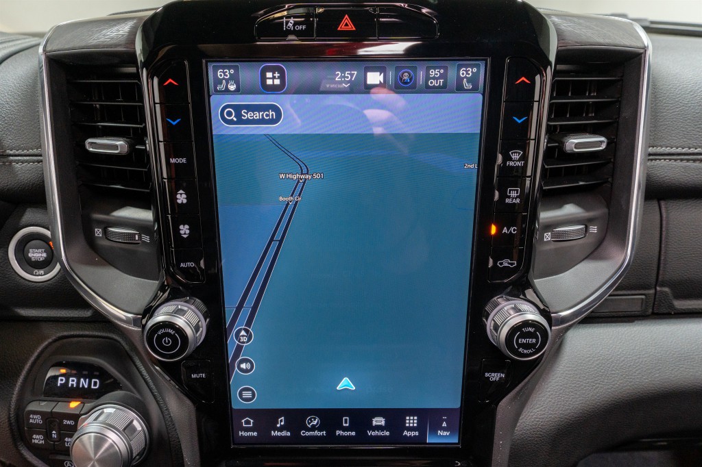 2025 RAM 1500 Image 18