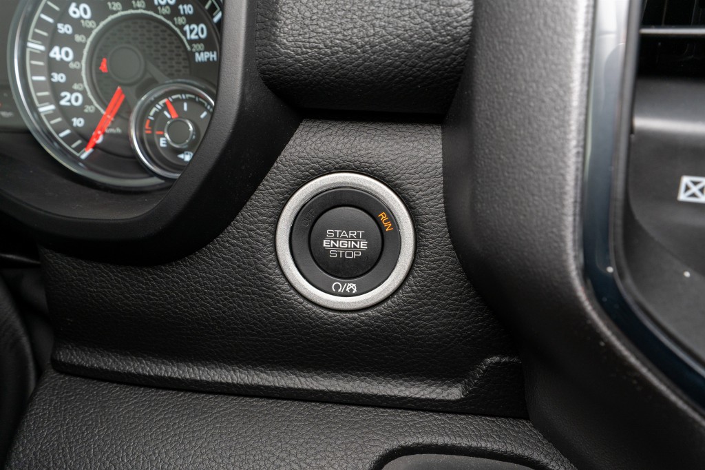 2025 RAM 1500 Image 24