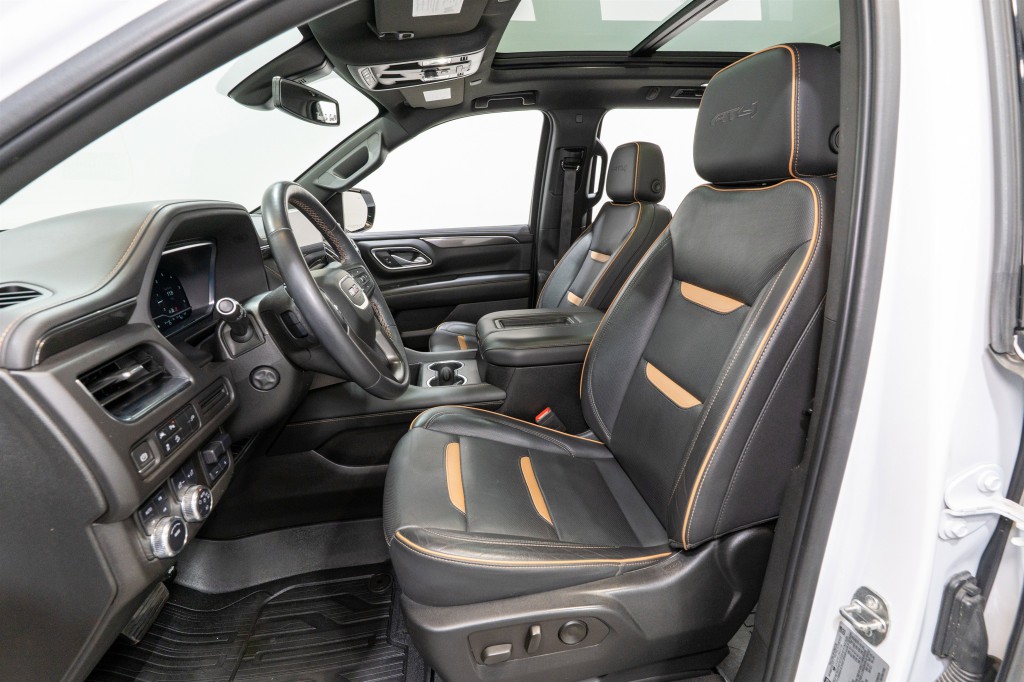 2022 GMC Yukon Image 15