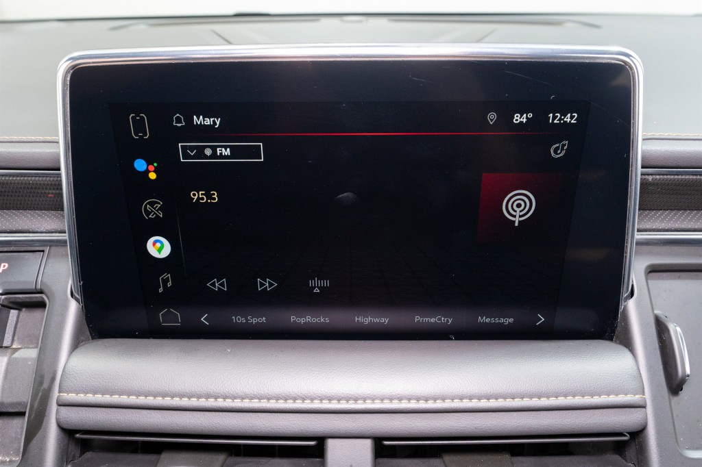 2022 GMC Yukon Image 17