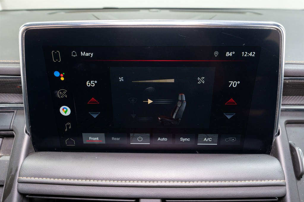 2022 GMC Yukon Image 18