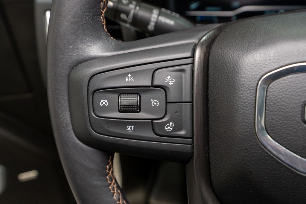 2022 GMC Yukon Image 27