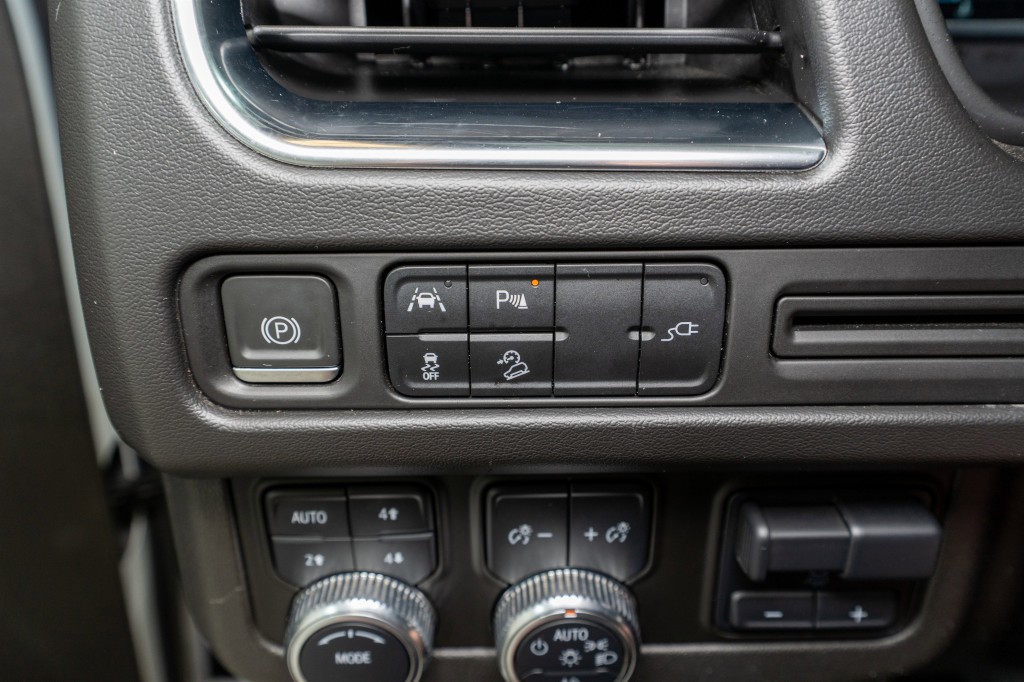 2022 GMC Yukon Image 30