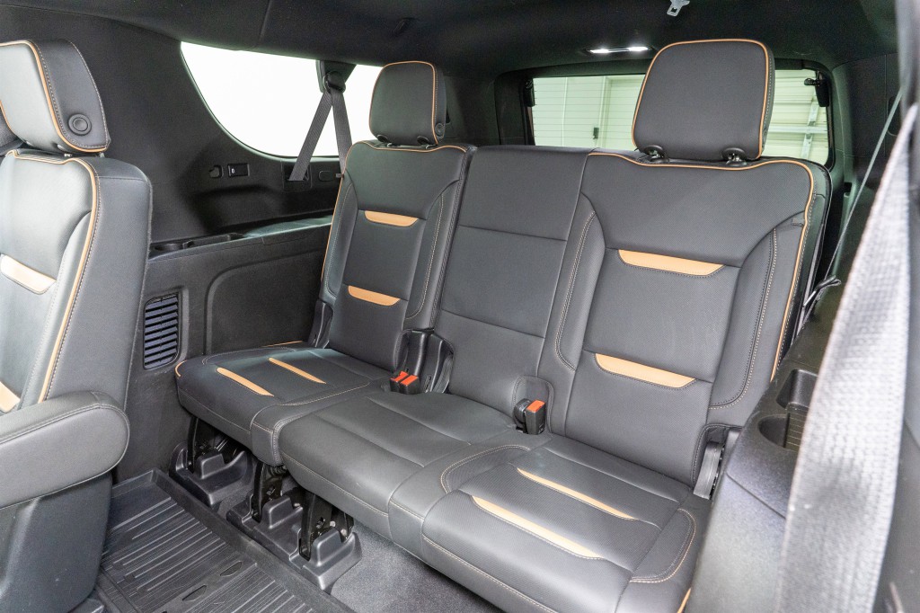 2022 GMC Yukon Image 33