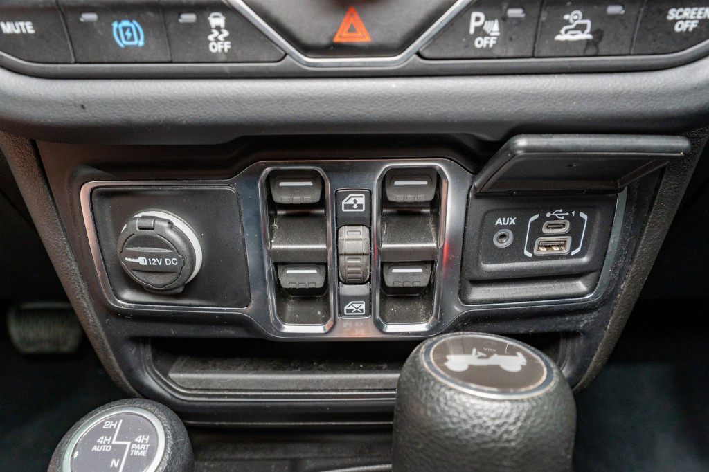 2024 Jeep Wrangler Image 22