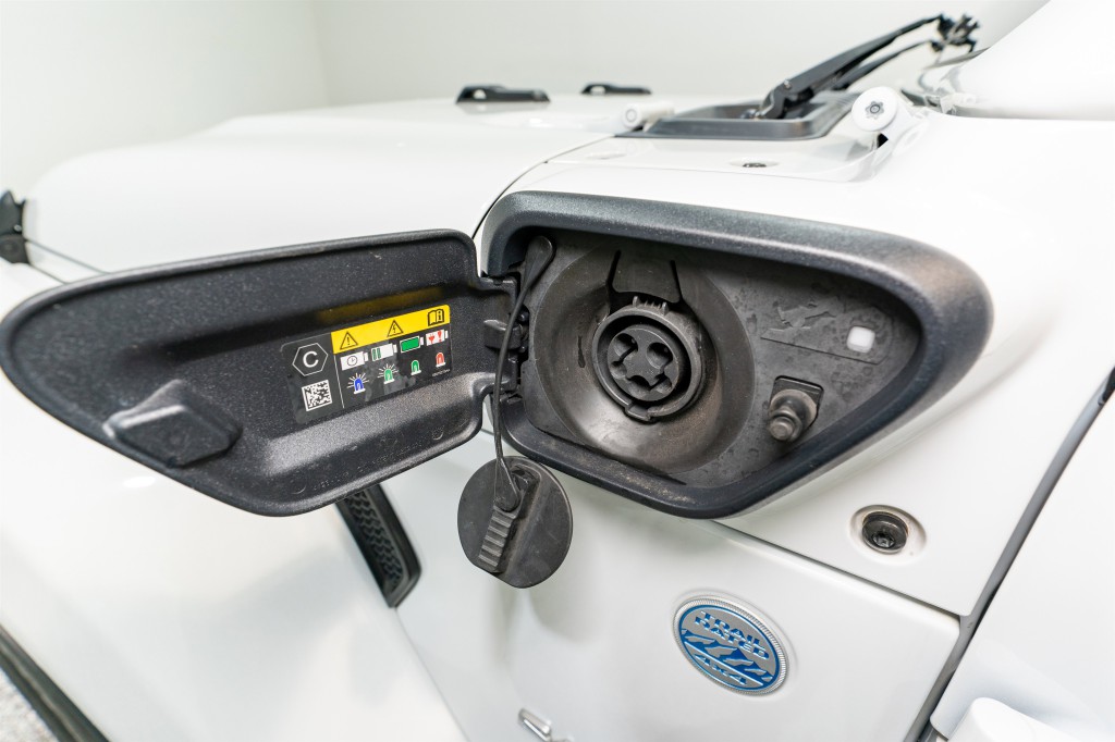 2024 Jeep Wrangler Image 36