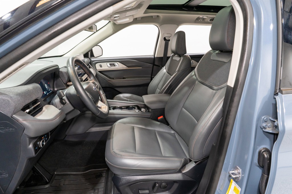 2025 Ford Explorer Image 15