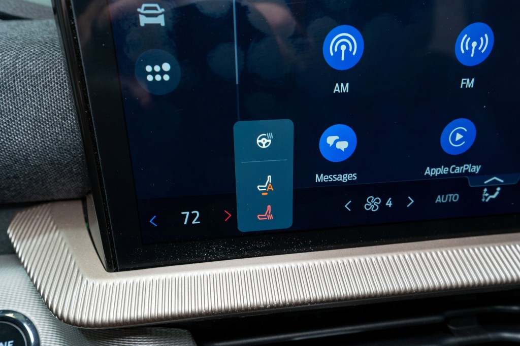 2025 Ford Explorer Image 21