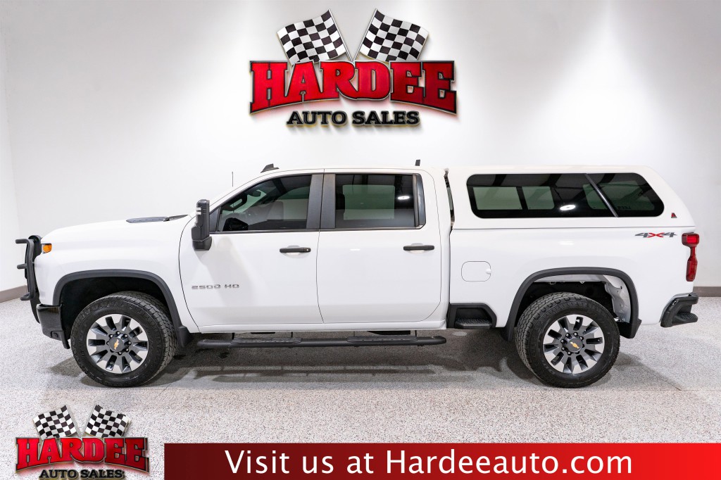 2022 Chevrolet Silverado 1500 Image 1