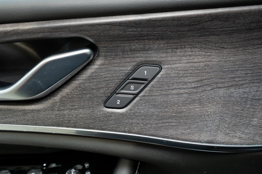 2025 Jeep Grand Cherokee Image 14