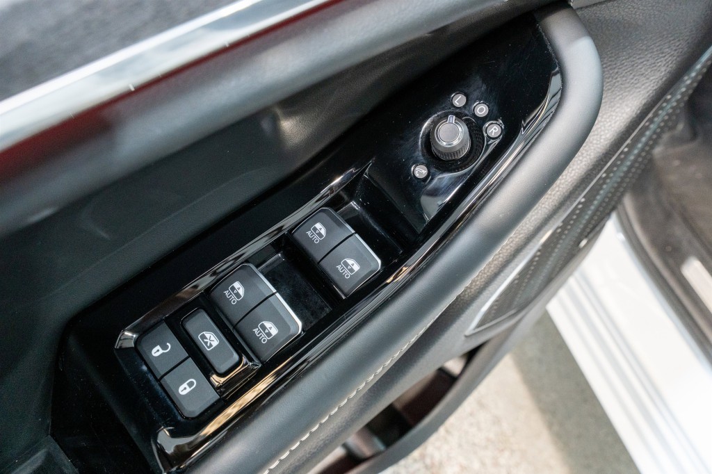 2025 Jeep Grand Cherokee Image 15