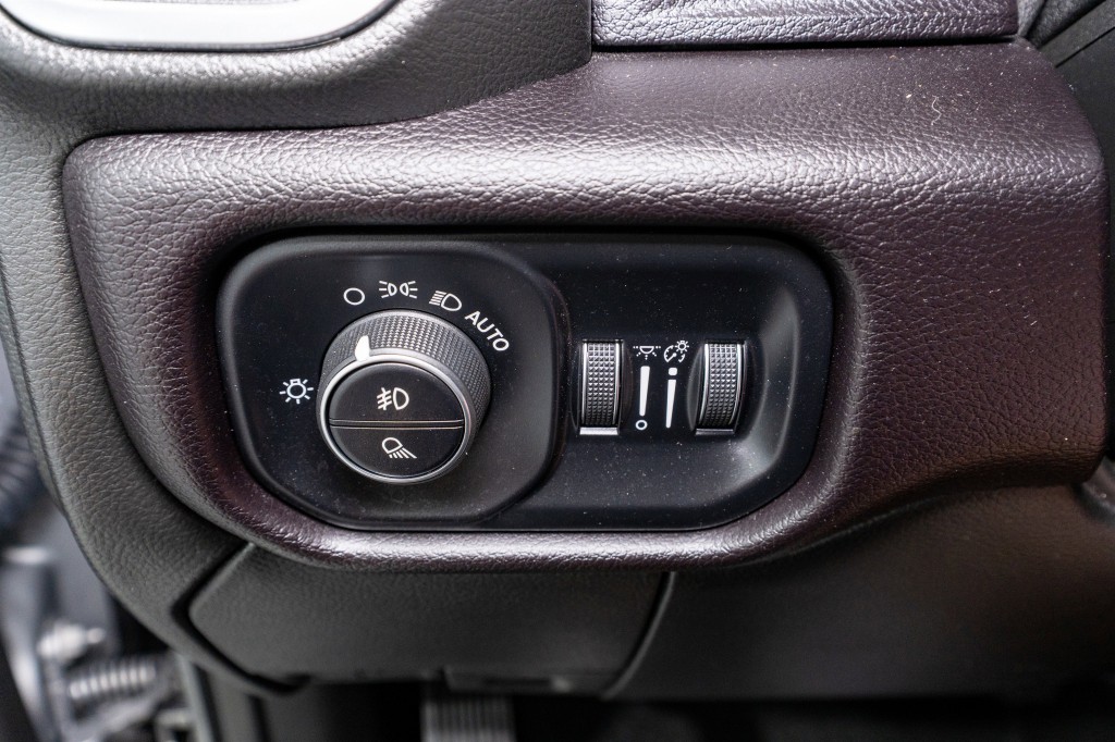 2024 RAM 2500 Image 32