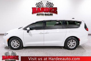Image for 2023 Chrysler Voyager LX ID: 7411481