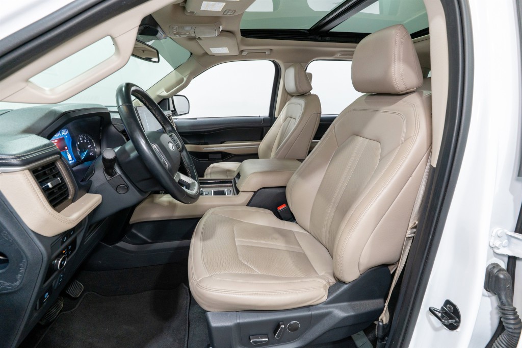 2024 Ford Expedition Image 17