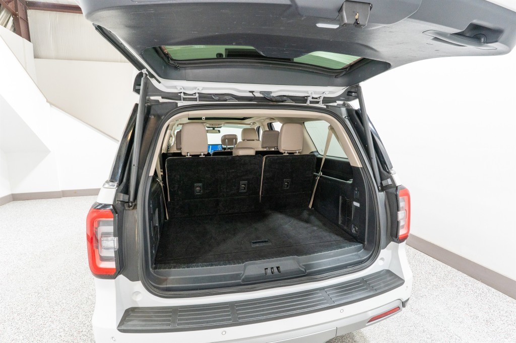 2024 Ford Expedition Image 36