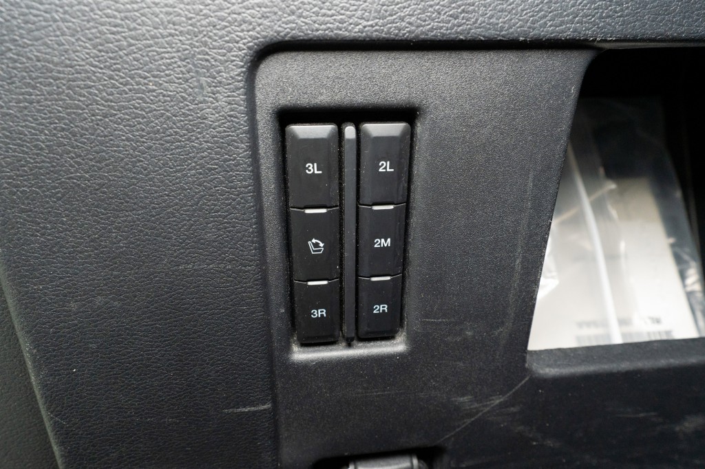 2024 Ford Expedition Image 37