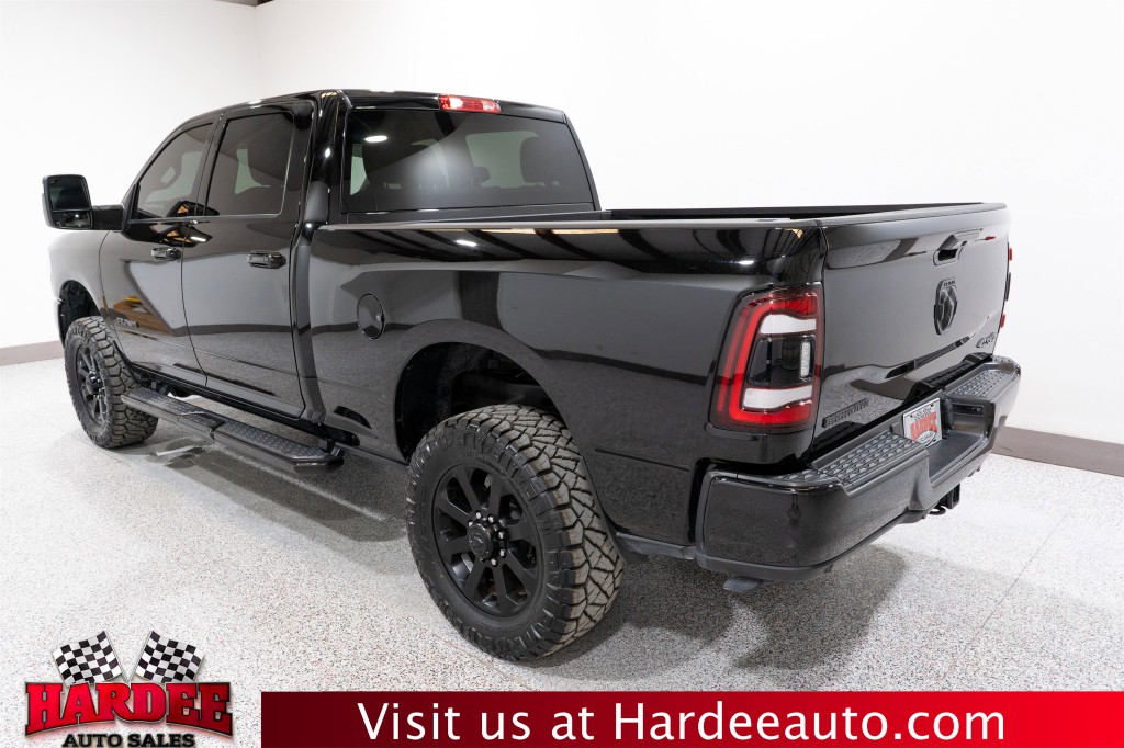 2024 RAM 2500 Image 3
