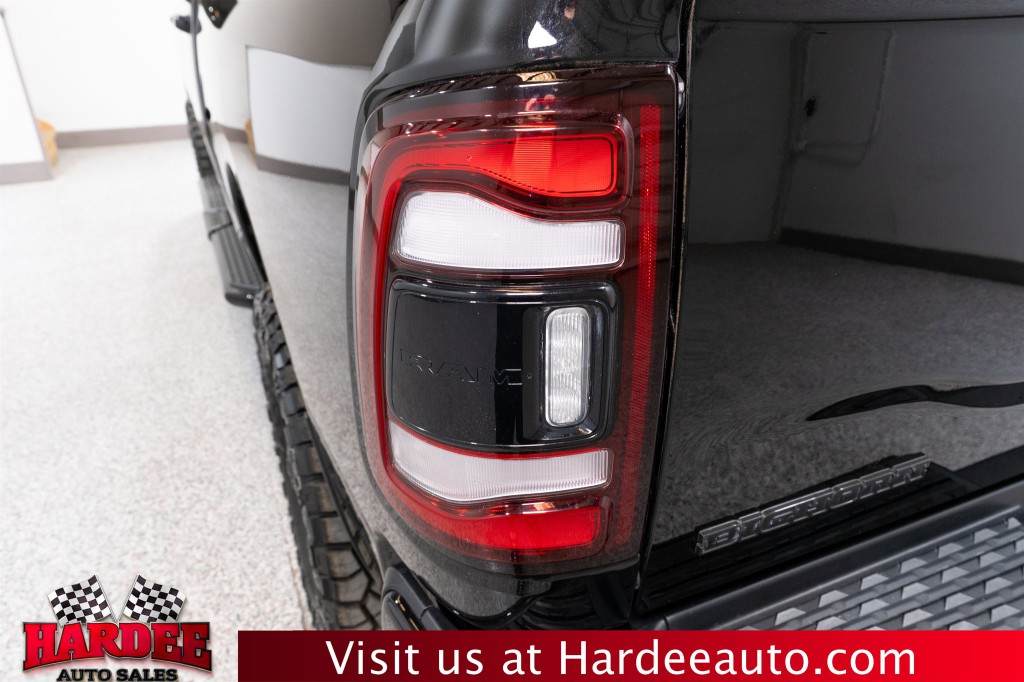 2024 RAM 2500 Image 9
