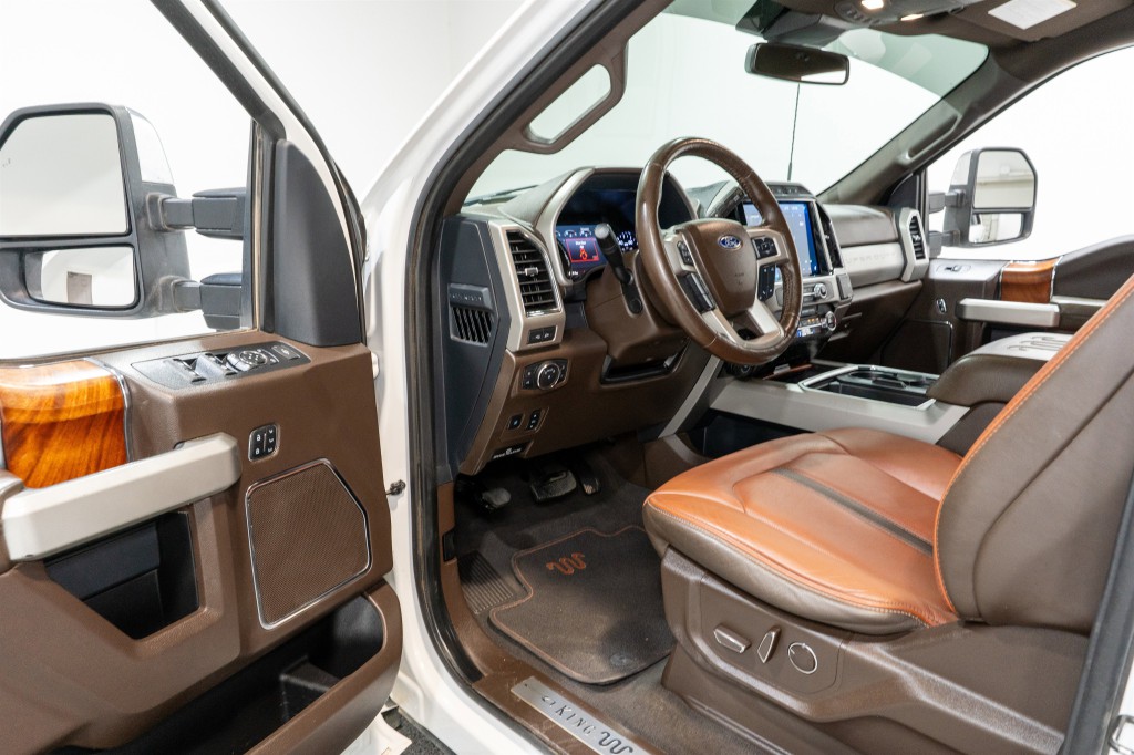 2022 Ford F-250 Image 14