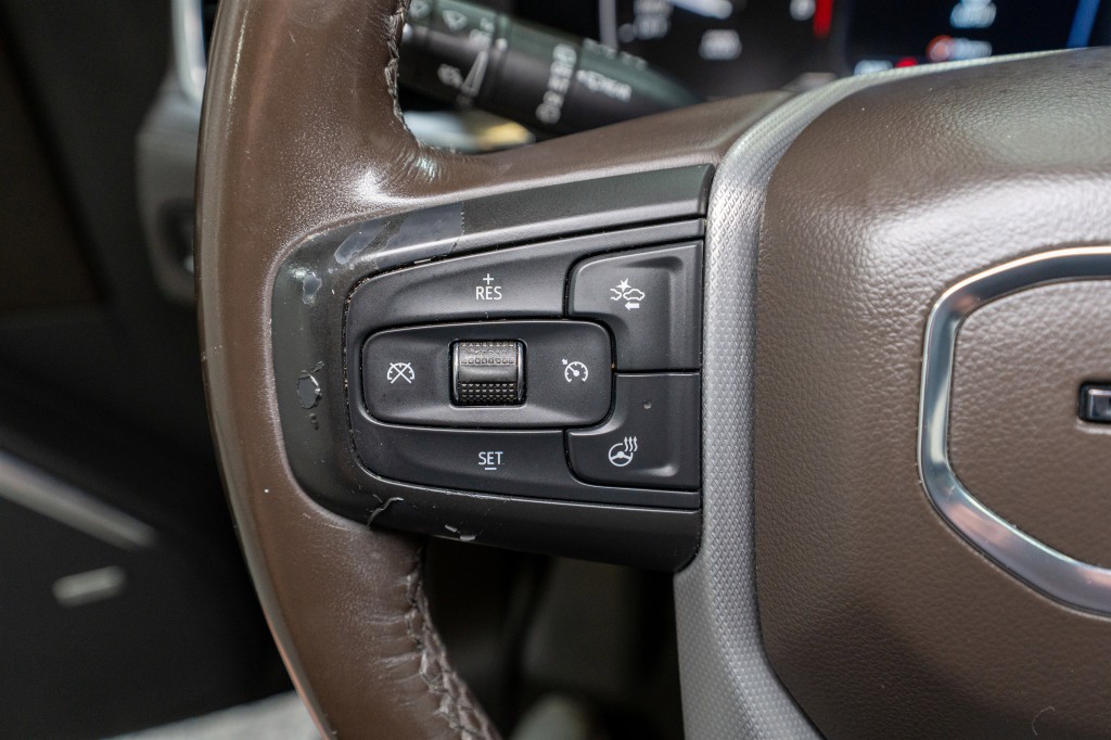 2021 GMC Yukon Image 30