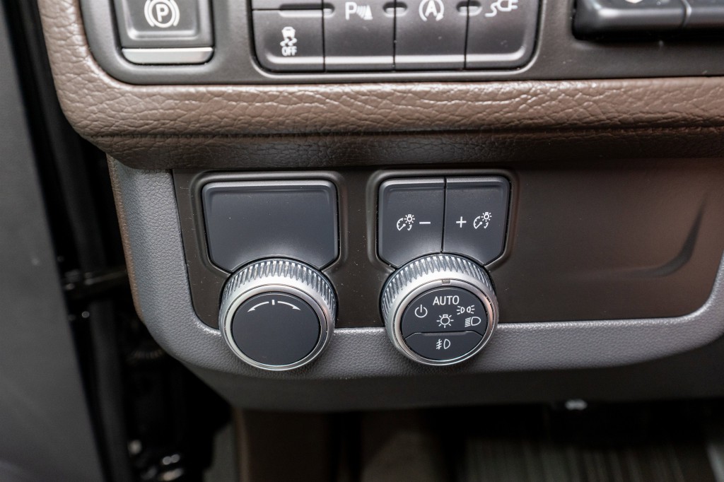 2021 GMC Yukon Image 33