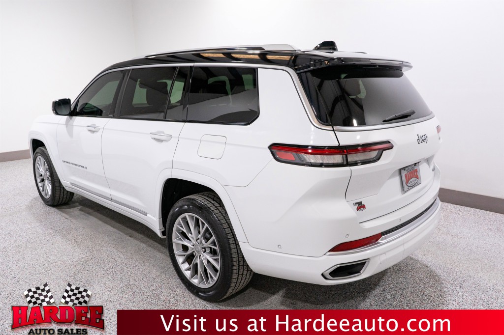 2023 Jeep Grand Cherokee Image 3