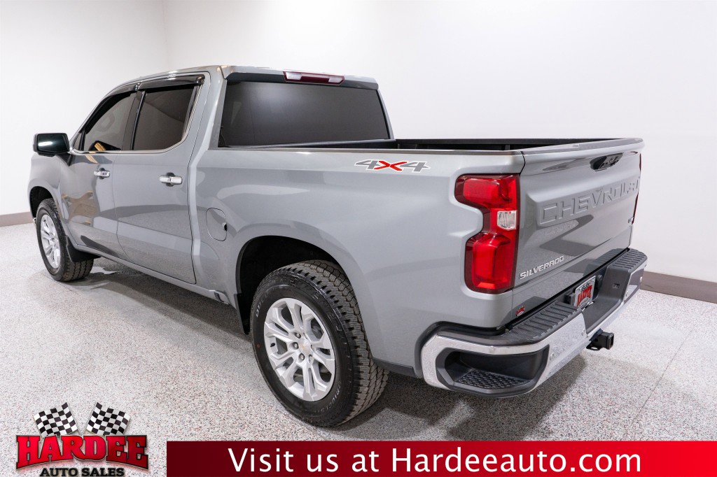 2023 Chevrolet Silverado 1500 Image 3